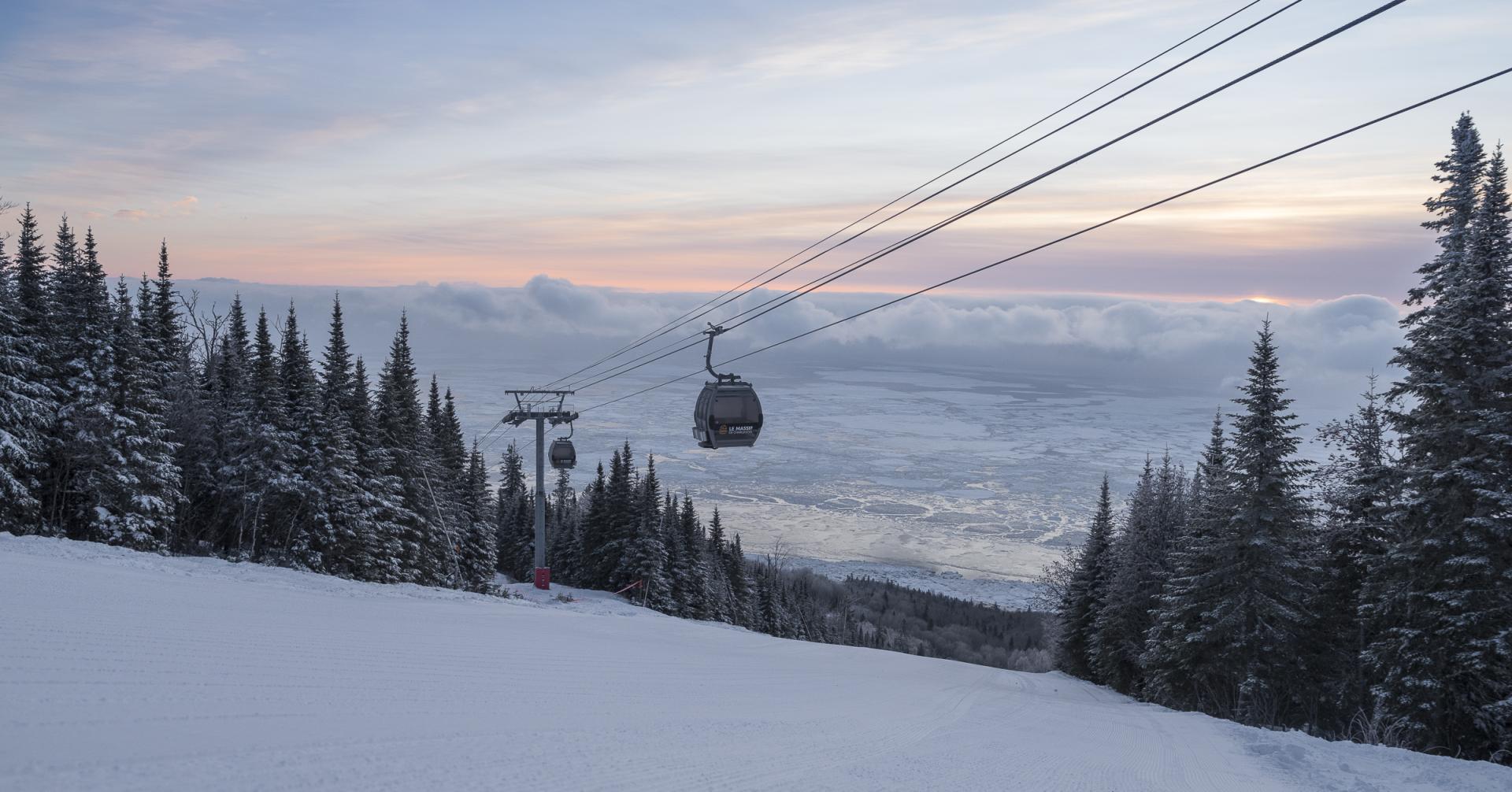 Le Massif de Charlevoix et le fleuve Saint-Laurent